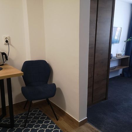 Bulevard Mansards Satu Mare Zimmer foto
