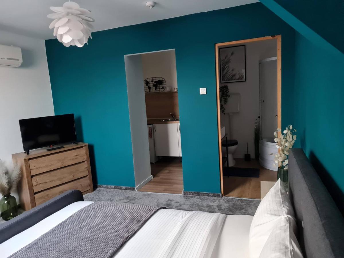 Bulevard Mansards Satu Mare Exterior foto