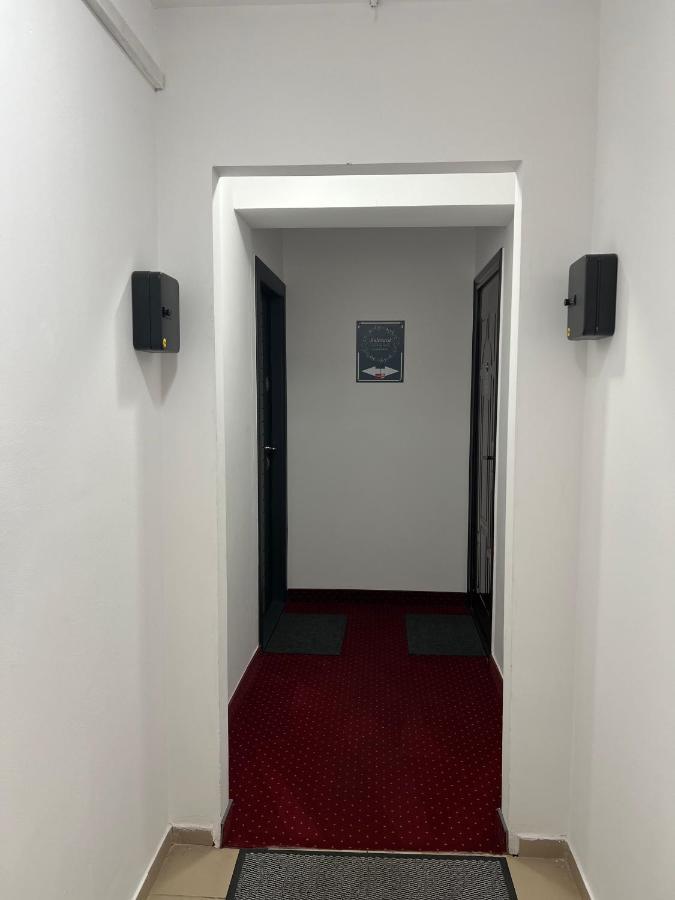 Bulevard Mansards Satu Mare Exterior foto